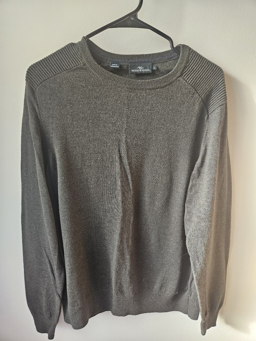 Rodd & Gunn 100% Extra Fine Merino Wool Sweater